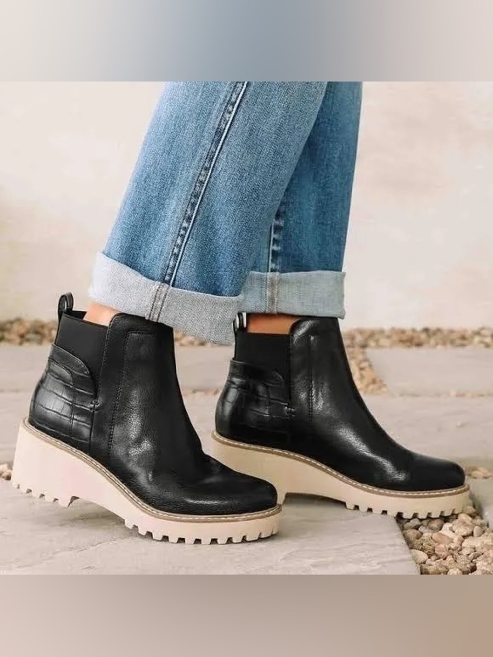 Dolce Vita Arielle Chelsea Boots in Size 9